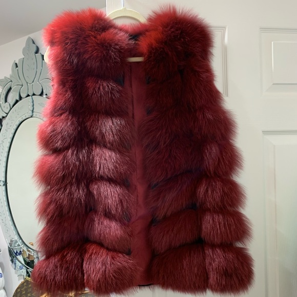 Red Wine Genuine Fox Fur Geometric Pelt Vest - Picture 2 of 13